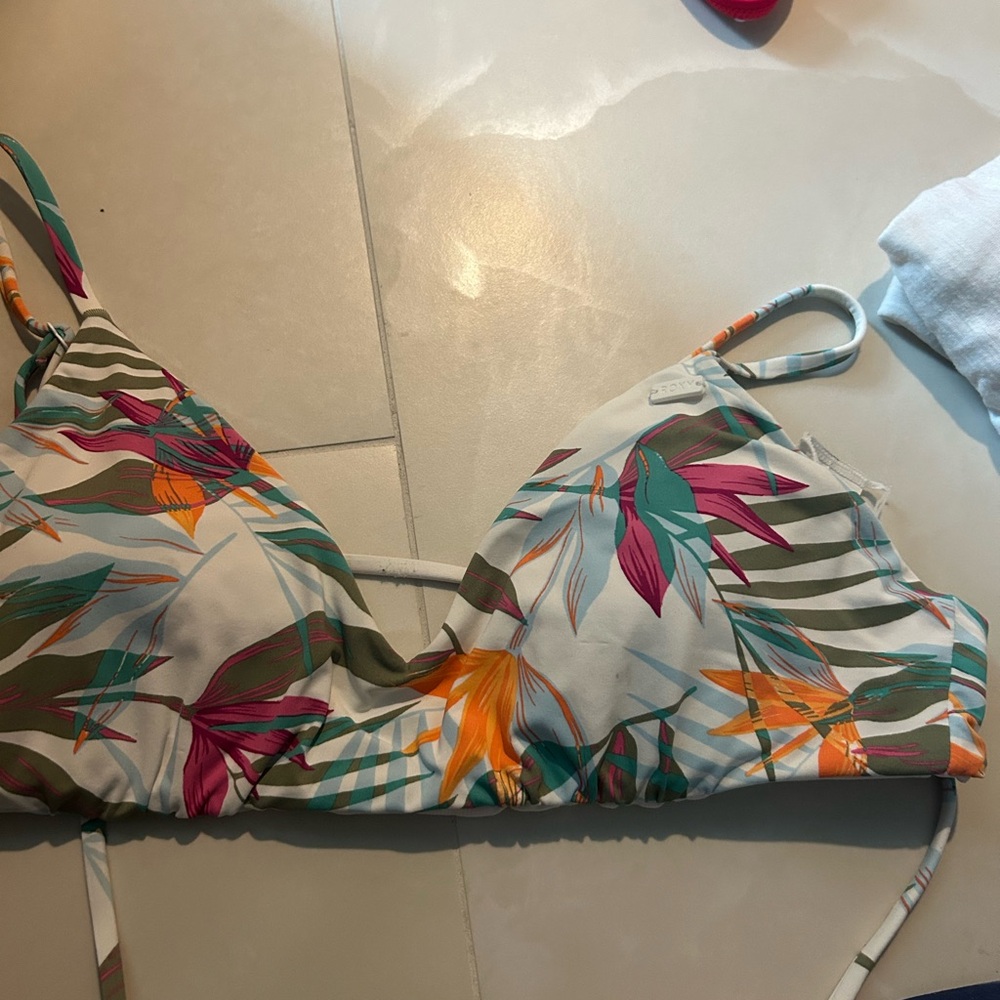 Roxy Multicolor Bikini set with cover zipper shirt .. 3 peices